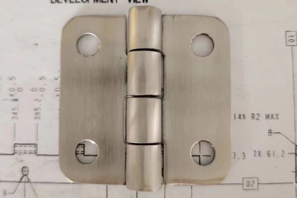 Adjustable Screw-on Hinge