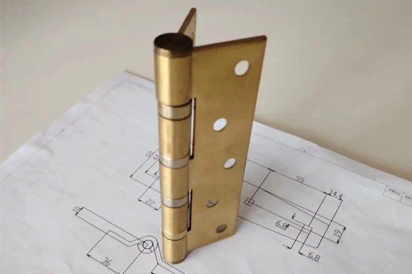 Copper Hinges: Popular in The EU, Beautiful Appearance, Often Used in High-end Furniture