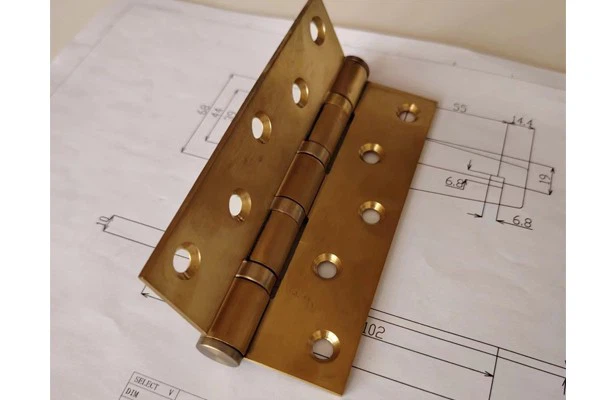 Copper Hinges: Popular in The EU, Beautiful Appearance, Often Used in High-end Furniture