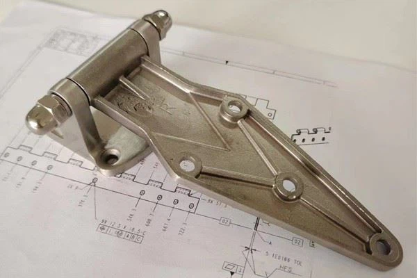 Easy To Install Truck Hinge