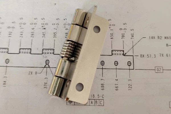 High-quality Aluminum Alloy Spring Hinges, With Oxidized Surface, Commonly Used in Refrigerator Doors