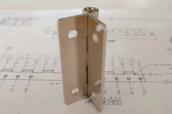 High-quality Aluminum Alloy Spring Hinges, With Oxidized Surface, Commonly Used in Refrigerator Doors