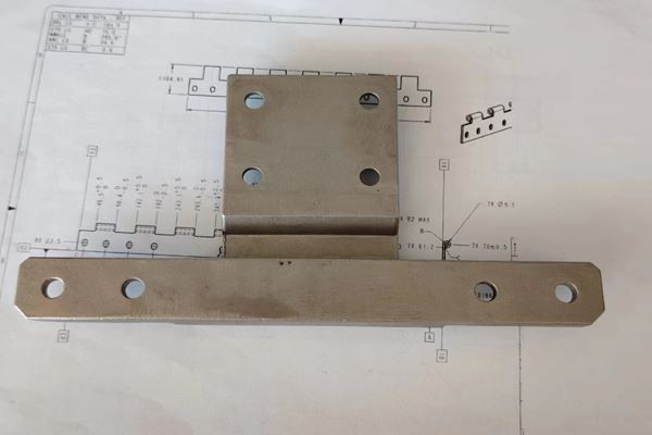 High-strength Strip Hinges