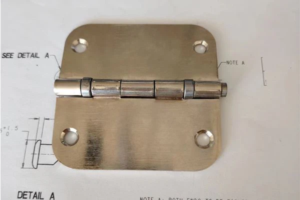 Metal Hinges For Beautiful Display