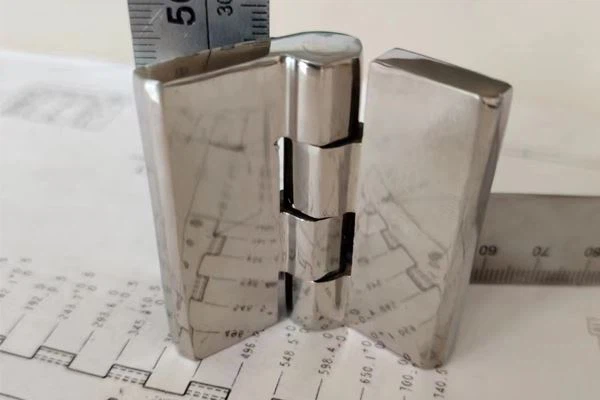 Vibration-proof Best-selling Studs Hinge On Google
